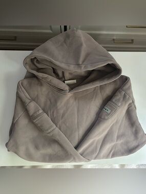 Comfrt Travel Essentials Hoodie Bark S